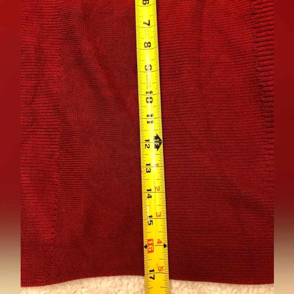 Cable & Gauge Cranberry Crop Sweater - Picture 6 of 8